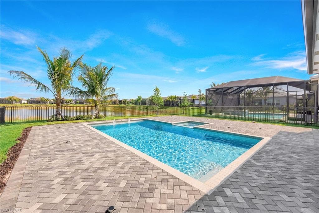 12243 Lotus AVE-31