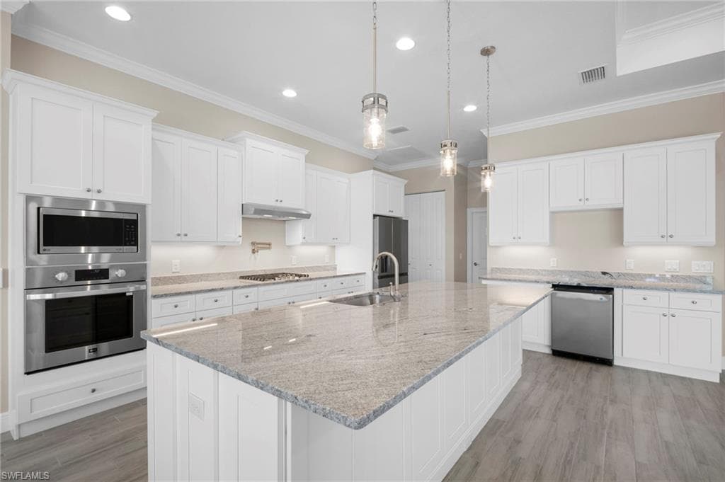 15698 Meacham CIR-7