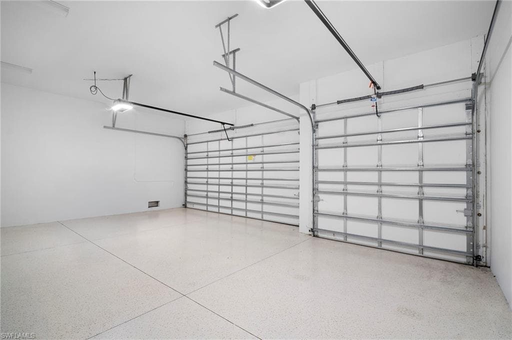 15698 Meacham CIR-31