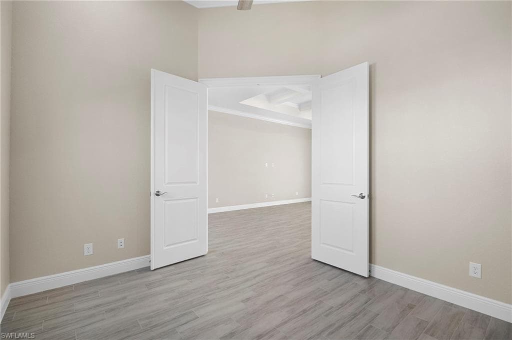 15698 Meacham CIR-21