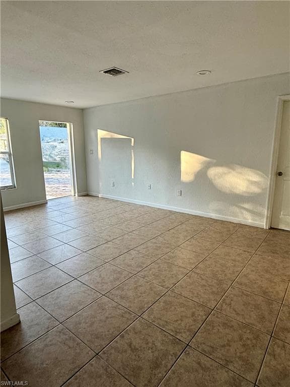 27831 Quinn ST-7