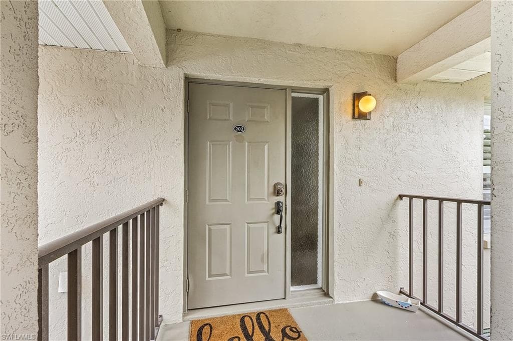 4205 SE 19th AVE 202-1