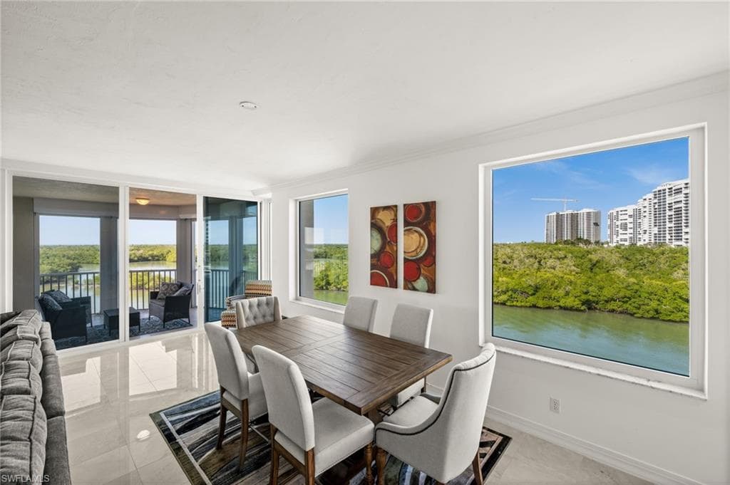 445 Dockside DR A504-18