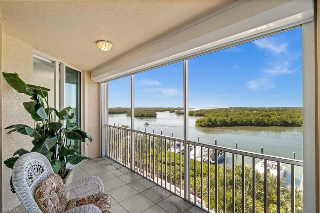 445 Dockside DR A504-19