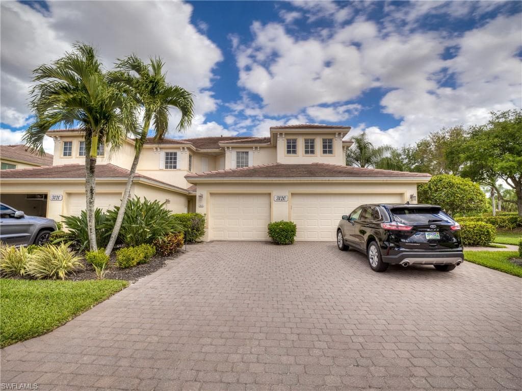 3120 Meandering WAY 202-28