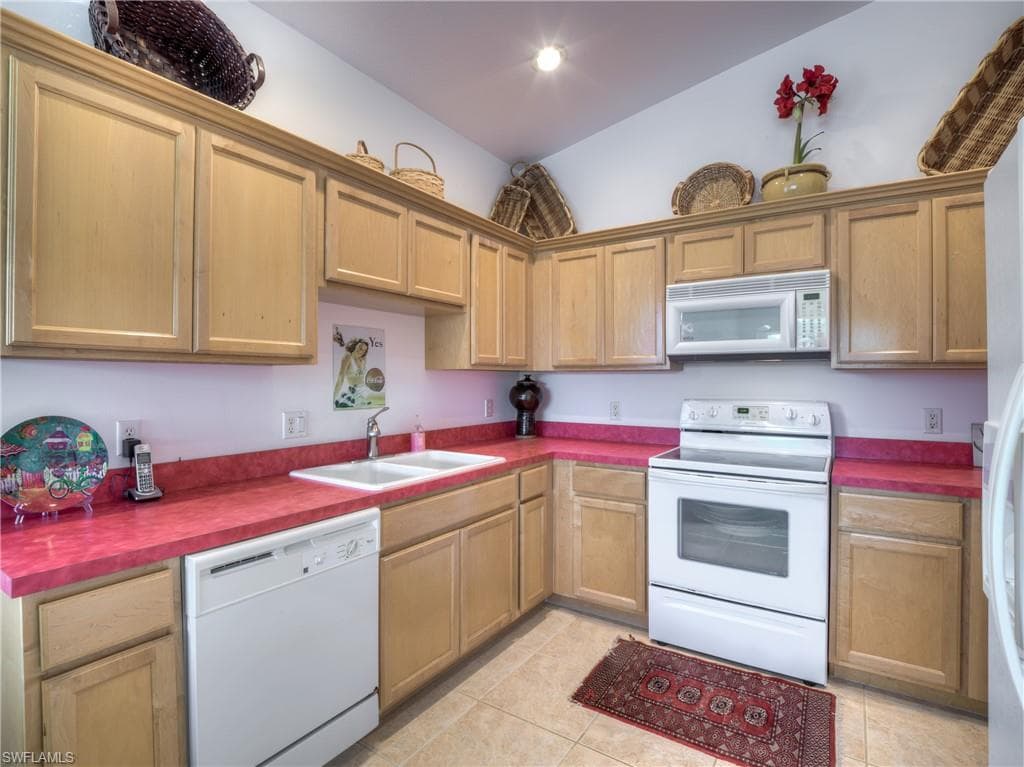 3120 Meandering WAY 202-18