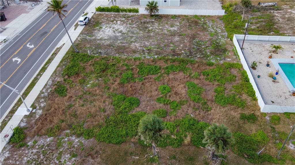 8033 Estero BLVD-9