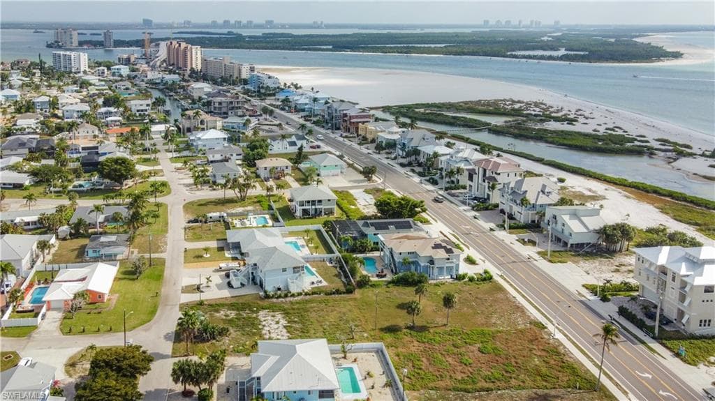 8033 Estero BLVD-18