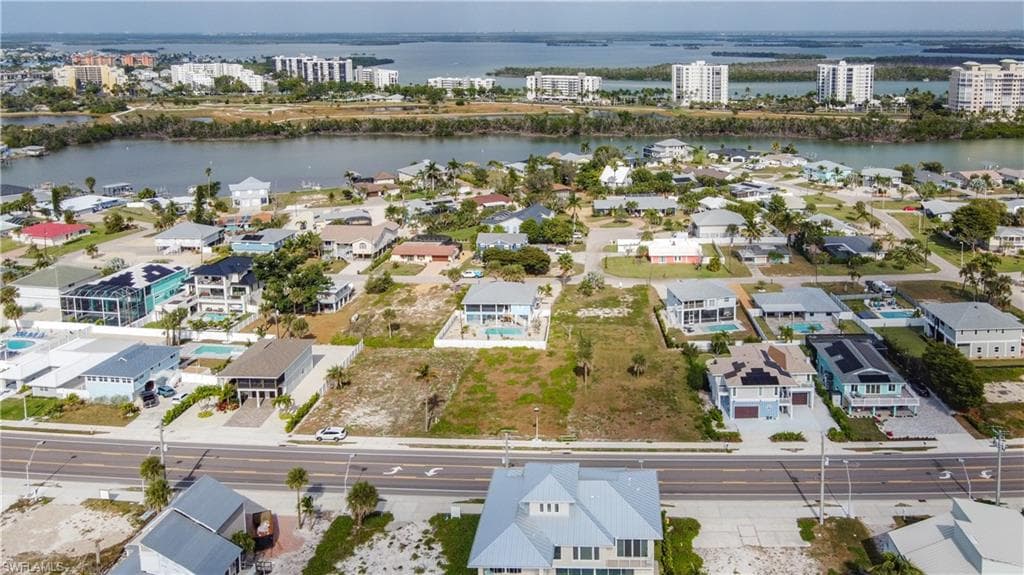 8033 Estero BLVD-15