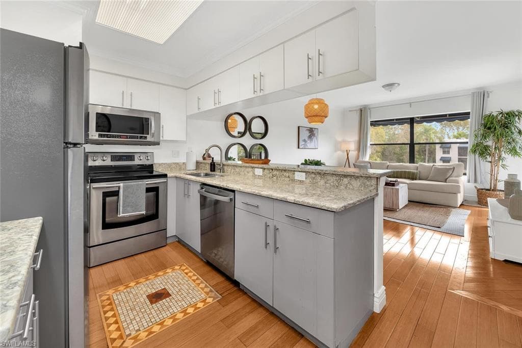 3311 Europa DR 324-6