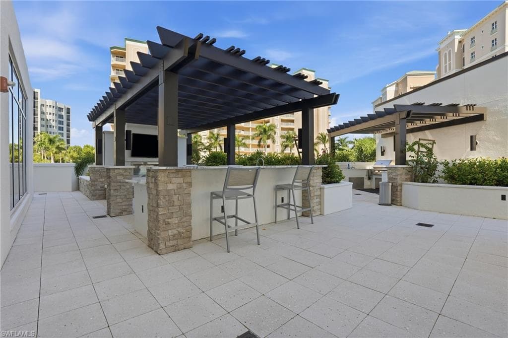 4142 Bay Beach LN 904-43