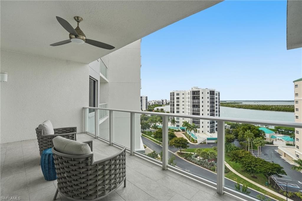 4142 Bay Beach LN 904-32
