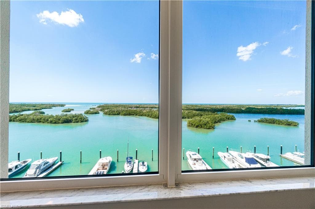 435 Dockside DR B702-28