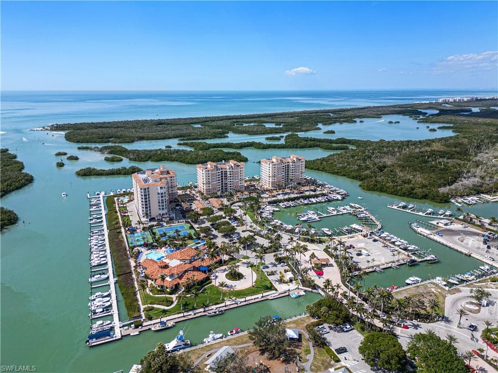 435 Dockside DR B702-34