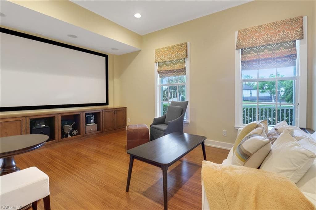 65 Mahogany DR-12