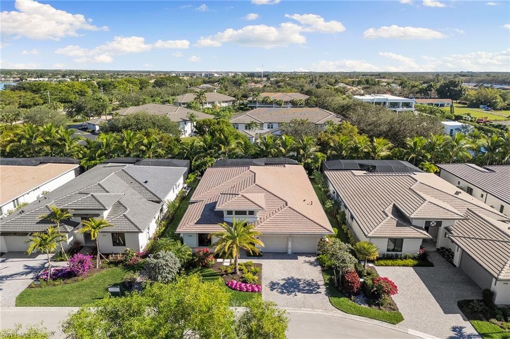 2036 Cambridge Park DR-39