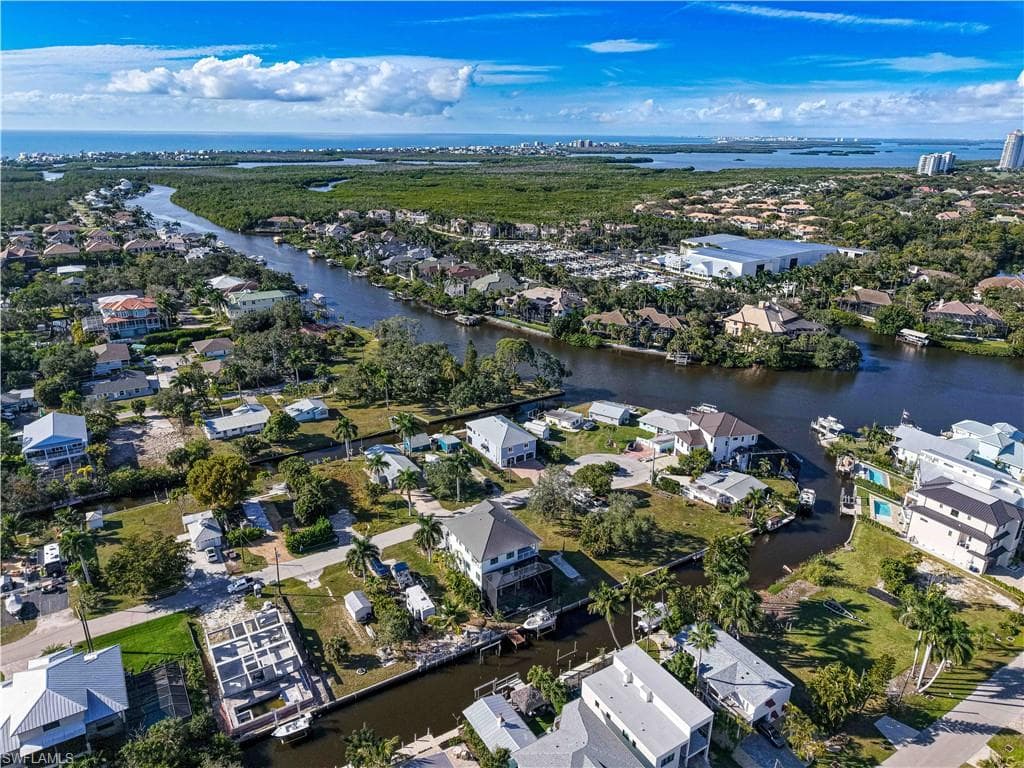 27570 Tarpon WAY-4