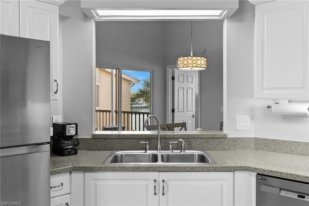 2651 Citrus Lake DR D302-13