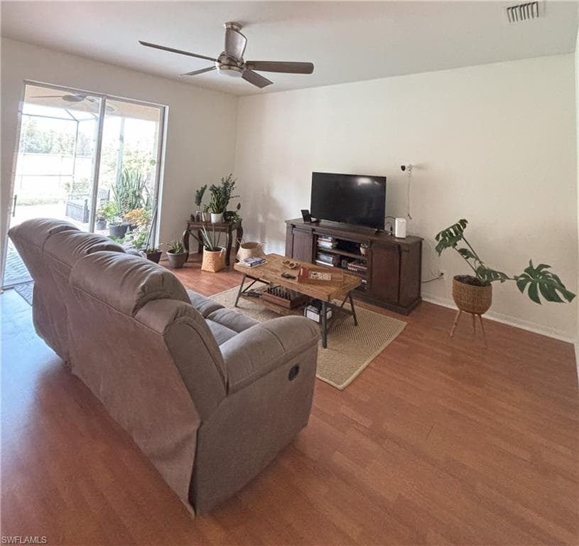 8042 Silver Birch WAY-12