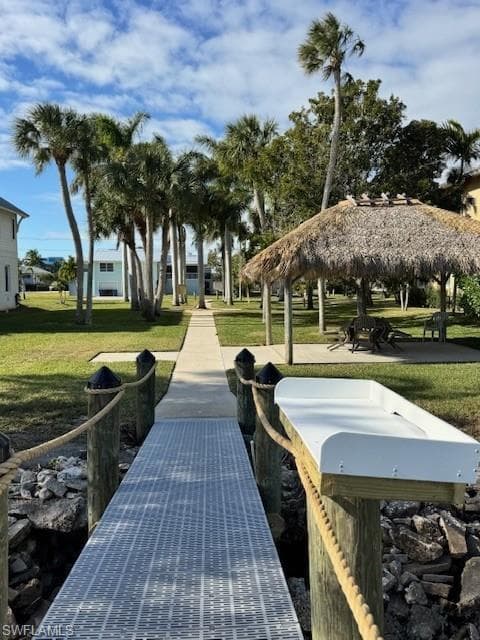 121 Gulf Island DR-7