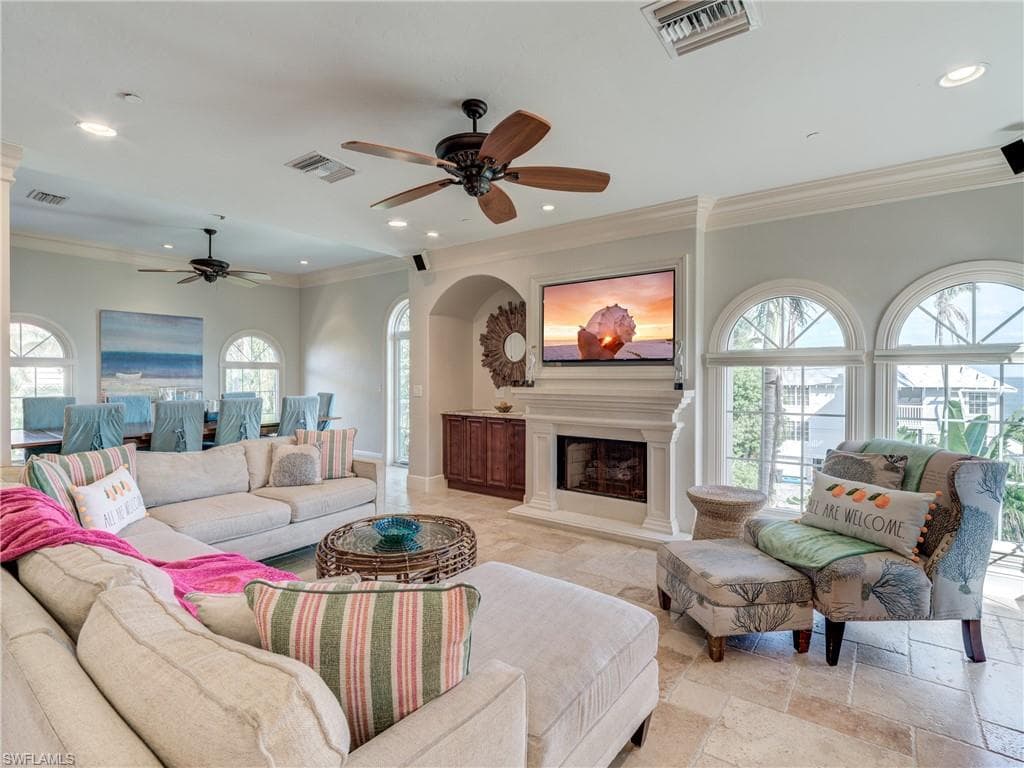 15160 Captiva DR-7