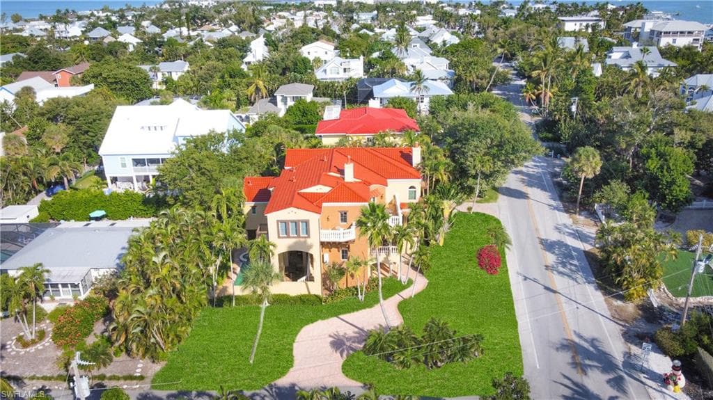 15160 Captiva DR-41