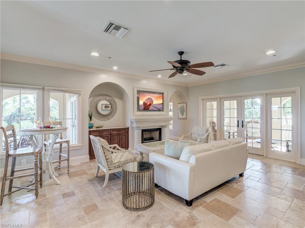 15160 Captiva DR-19
