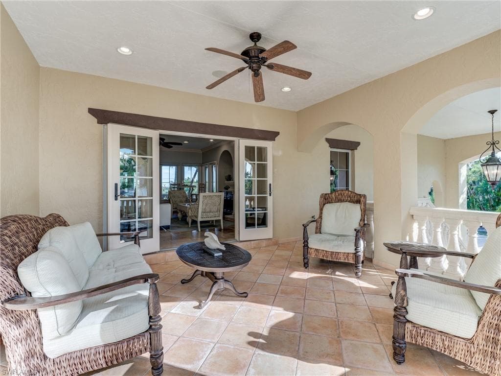 15160 Captiva DR-29