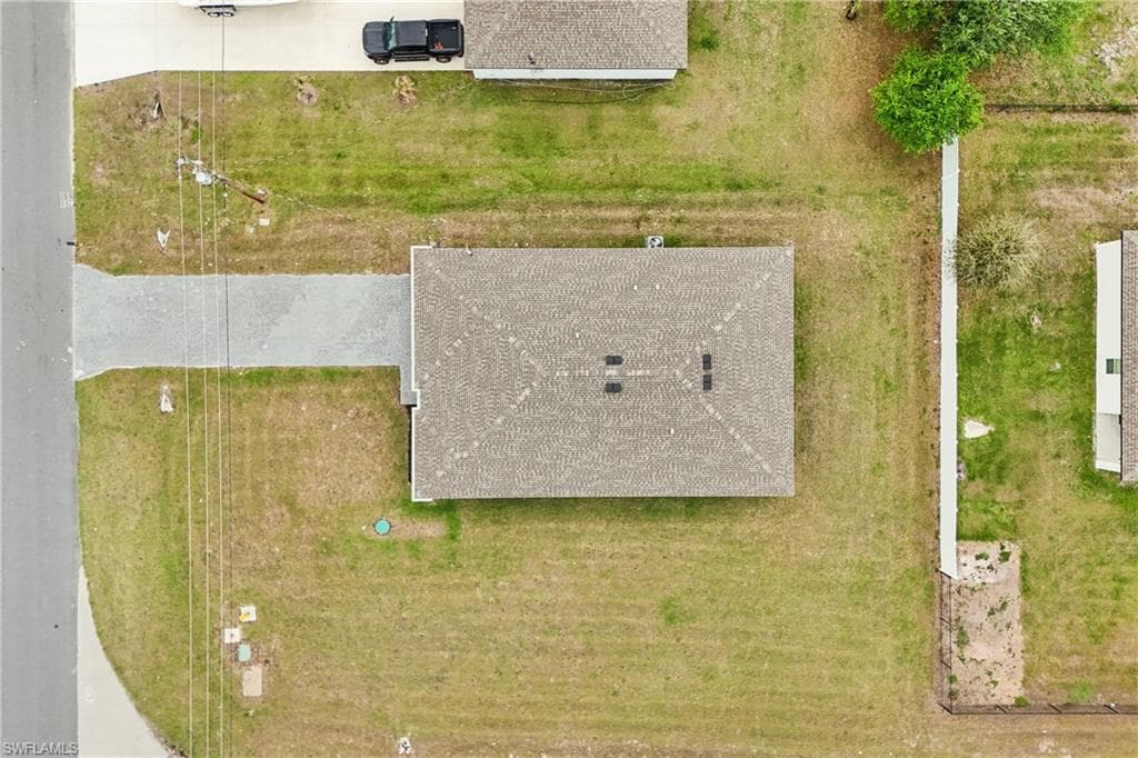 144 Blackstone DR-42