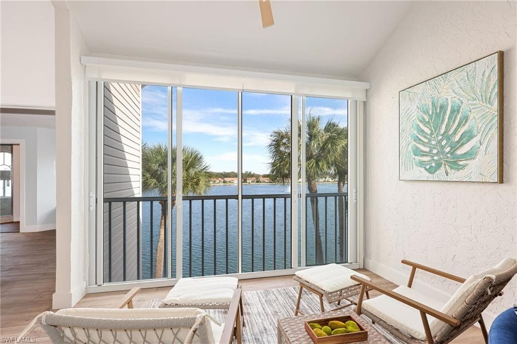 2711 Citrus Lake DR F305-12