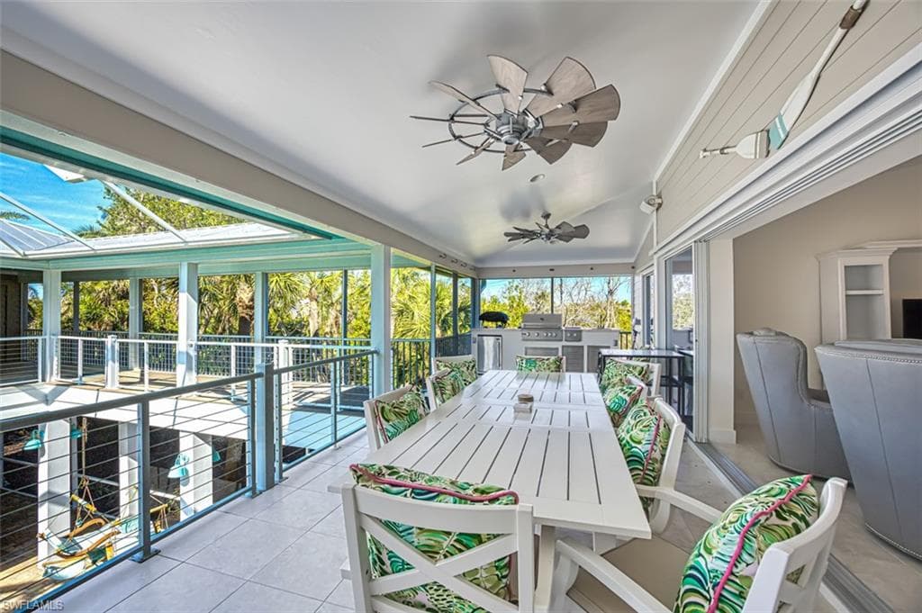 1233 Middle Gulf DR-21
