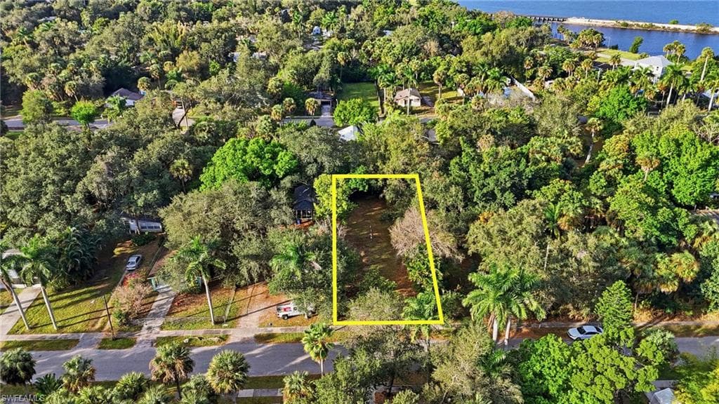 228 Delray AVE-3