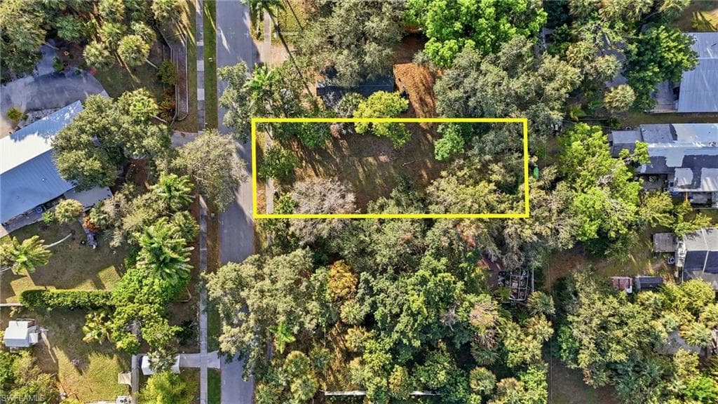 228 Delray AVE-4
