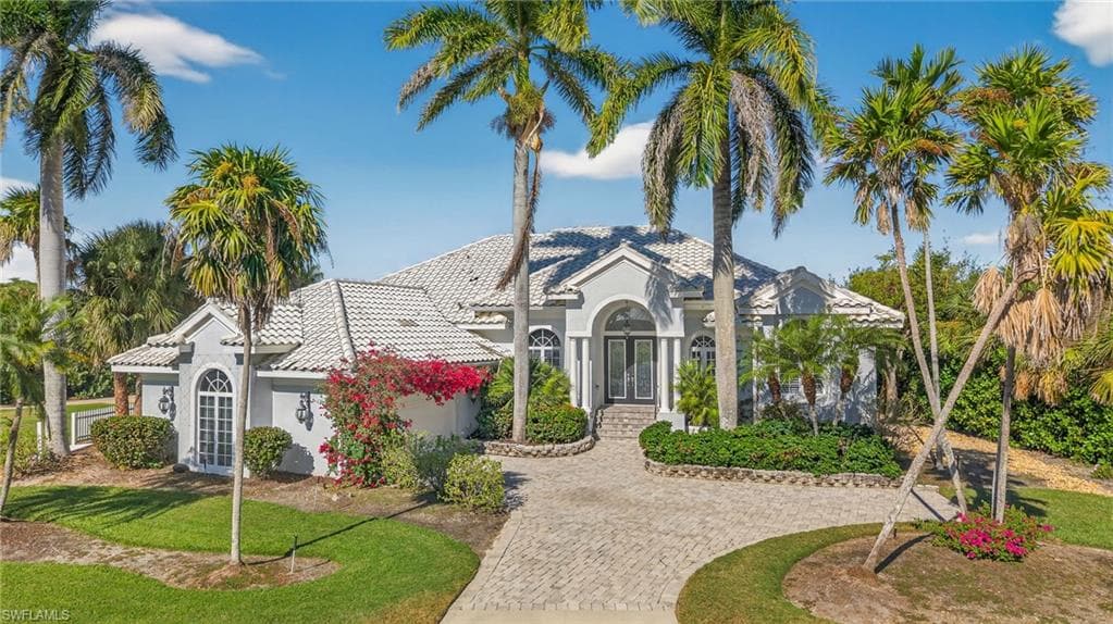 9008 Mockingbird DR-1
