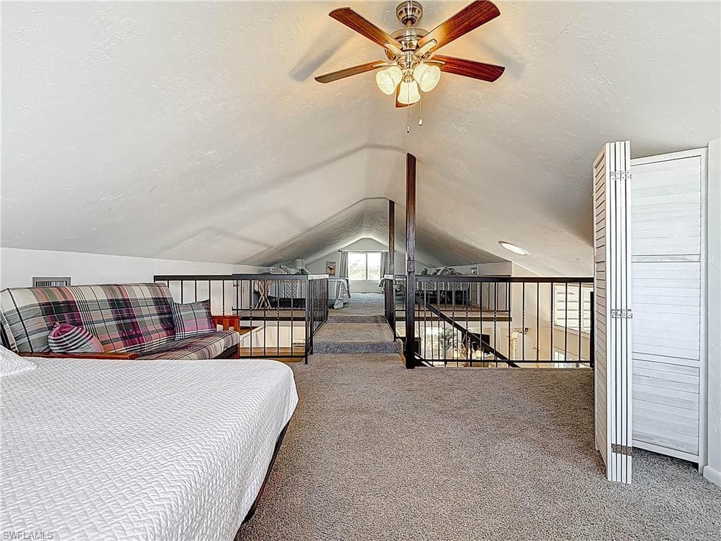 11481 Rebecca CIR-32