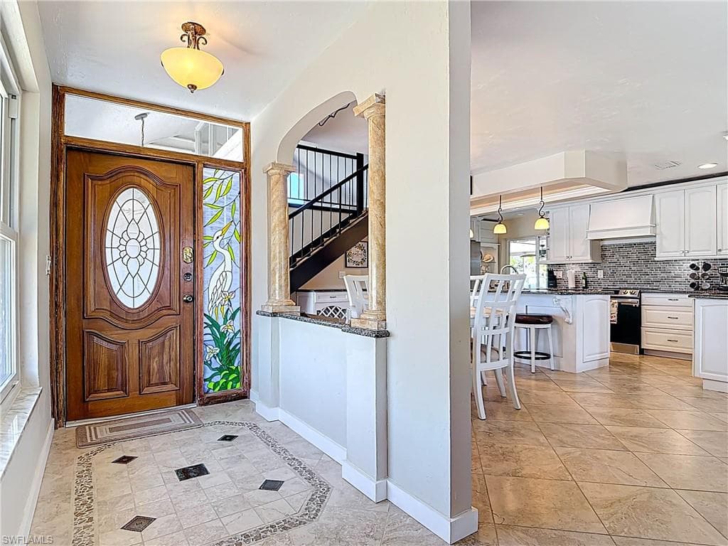 11481 Rebecca CIR-5
