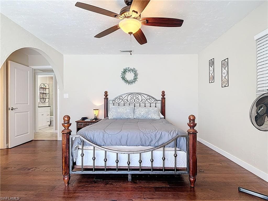 11481 Rebecca CIR-19