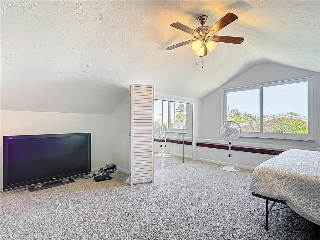 11481 Rebecca CIR-31