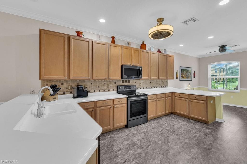 3725 Pino Vista WAY-7