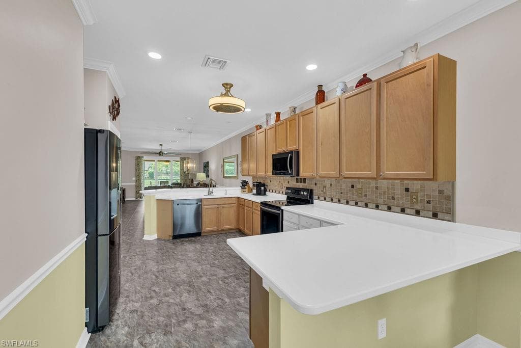 3725 Pino Vista WAY-10