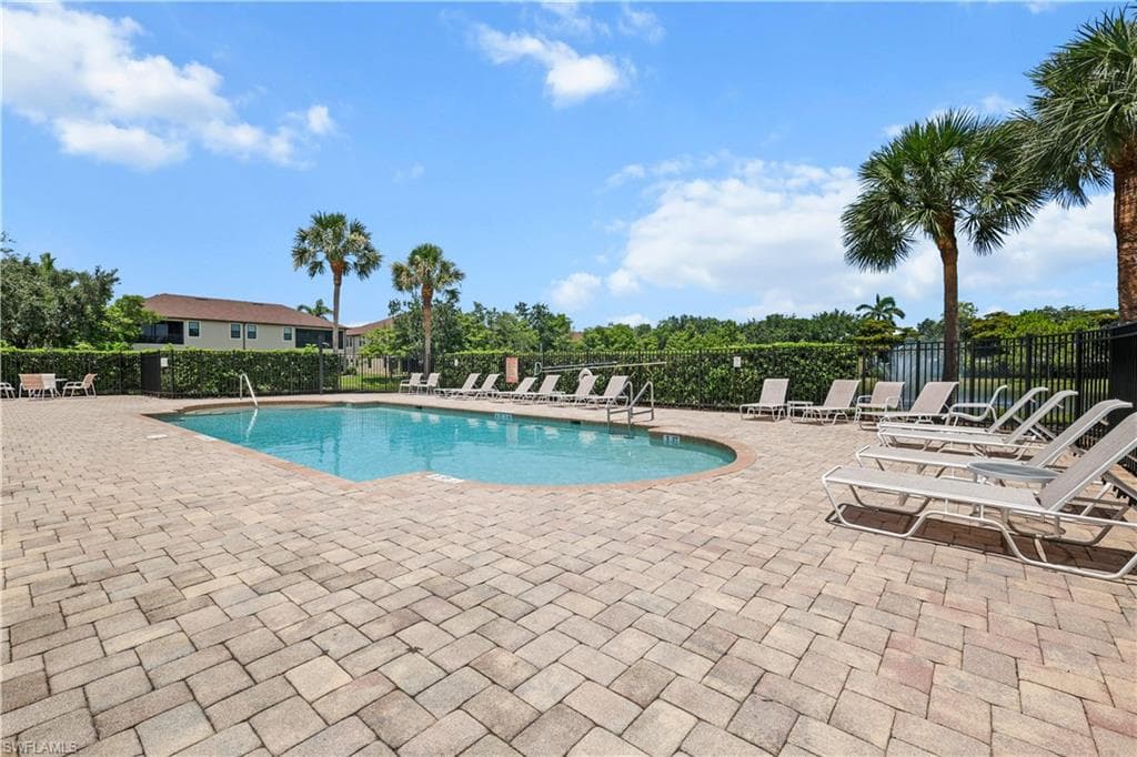 3725 Pino Vista WAY-48