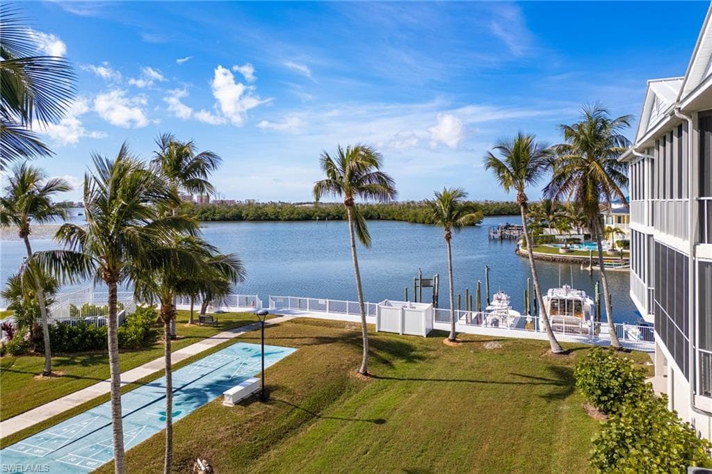 18092 San Carlos BLVD 915-42
