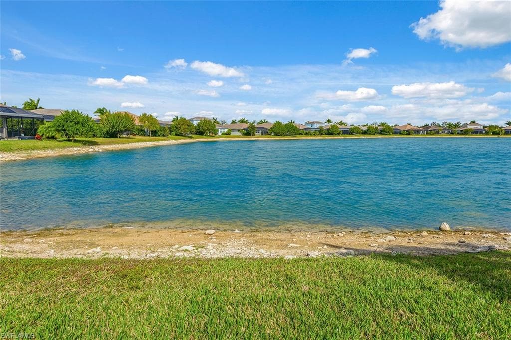 14685 Kelson CIR-32