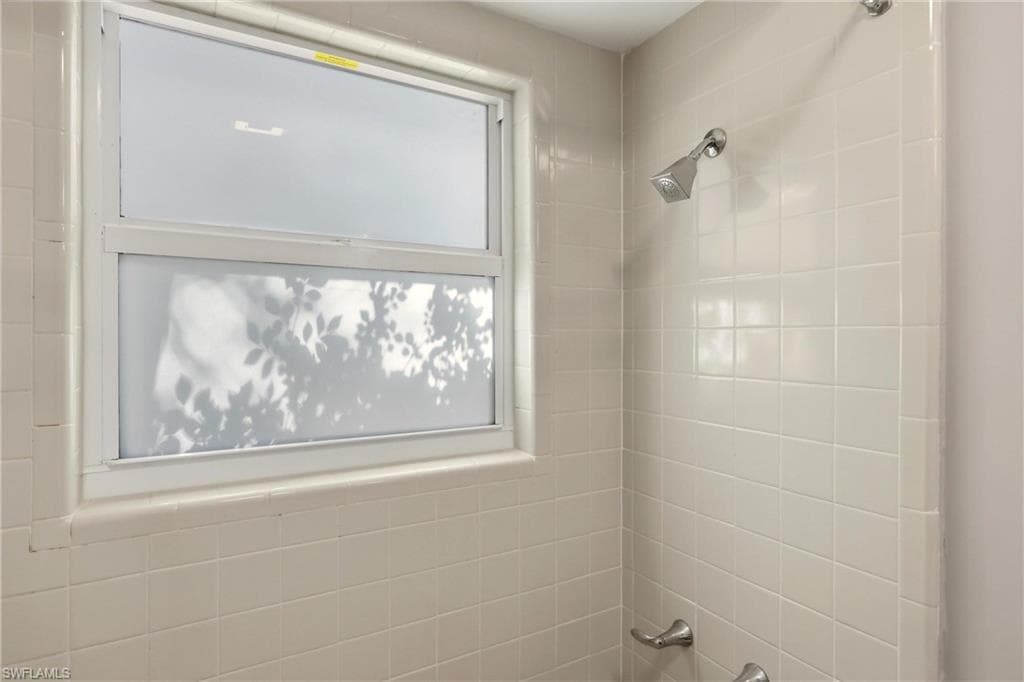 74 Aqua LN-31