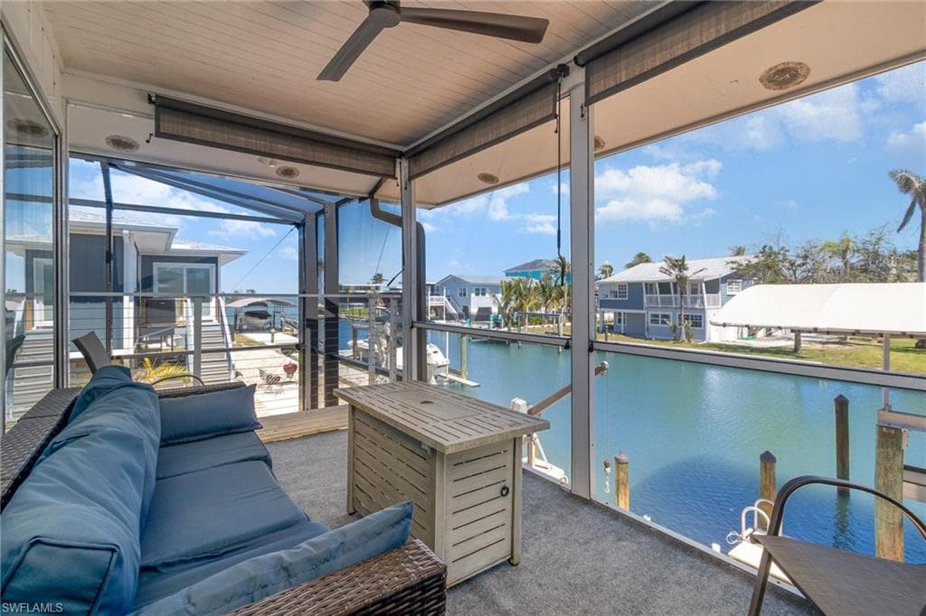 240 Driftwood LN-15