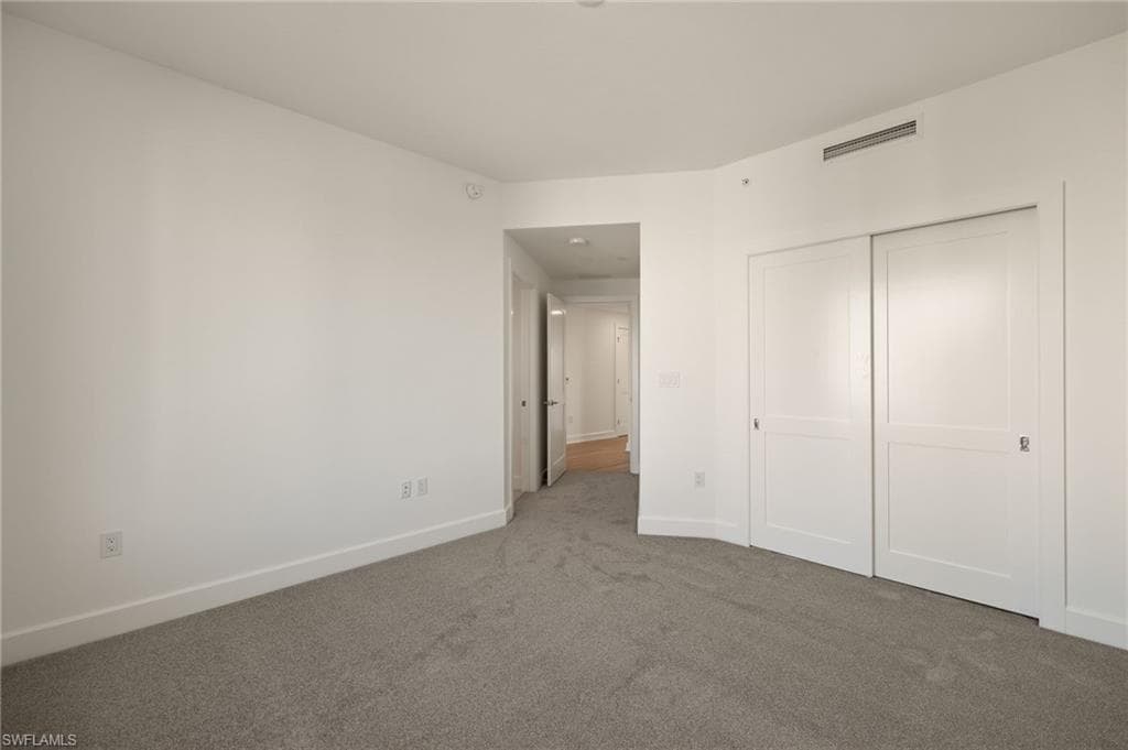 4142 Bay Beach LN 806-22