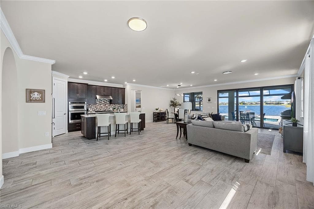 6767 Pennyroyal DR-10