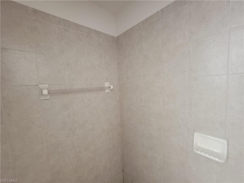 2913 Tuscan DR 203-17