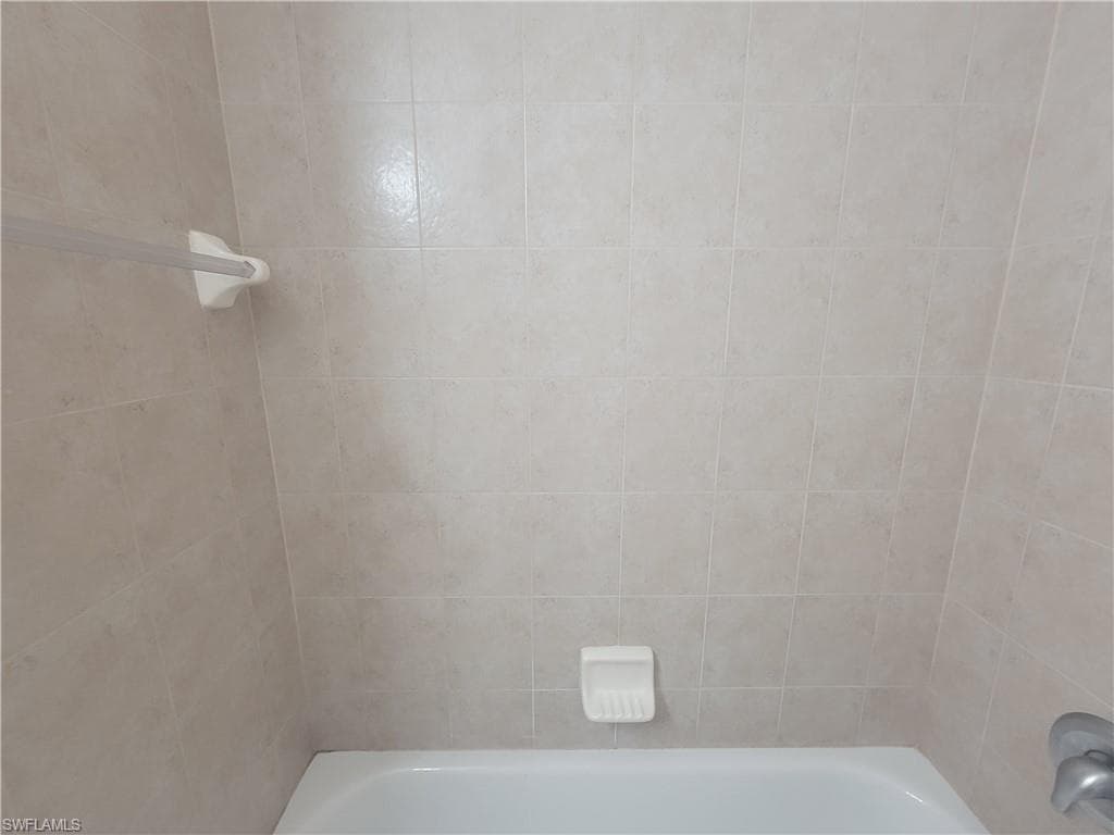 2913 Tuscan DR 203-11