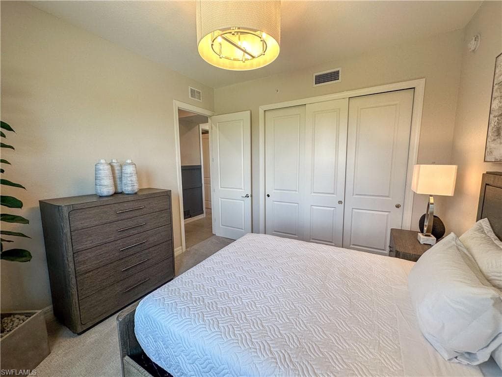 163 Indies DR E 206-38